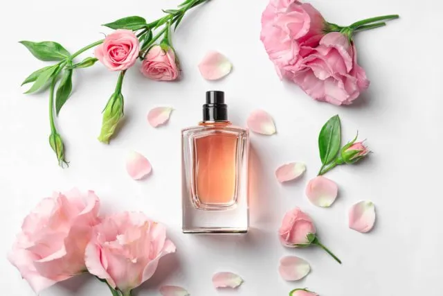Czym pachną słodkie perfumy damskie?